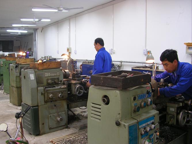 制服生产外贸服装加工及定做北京北京工作服加工厂